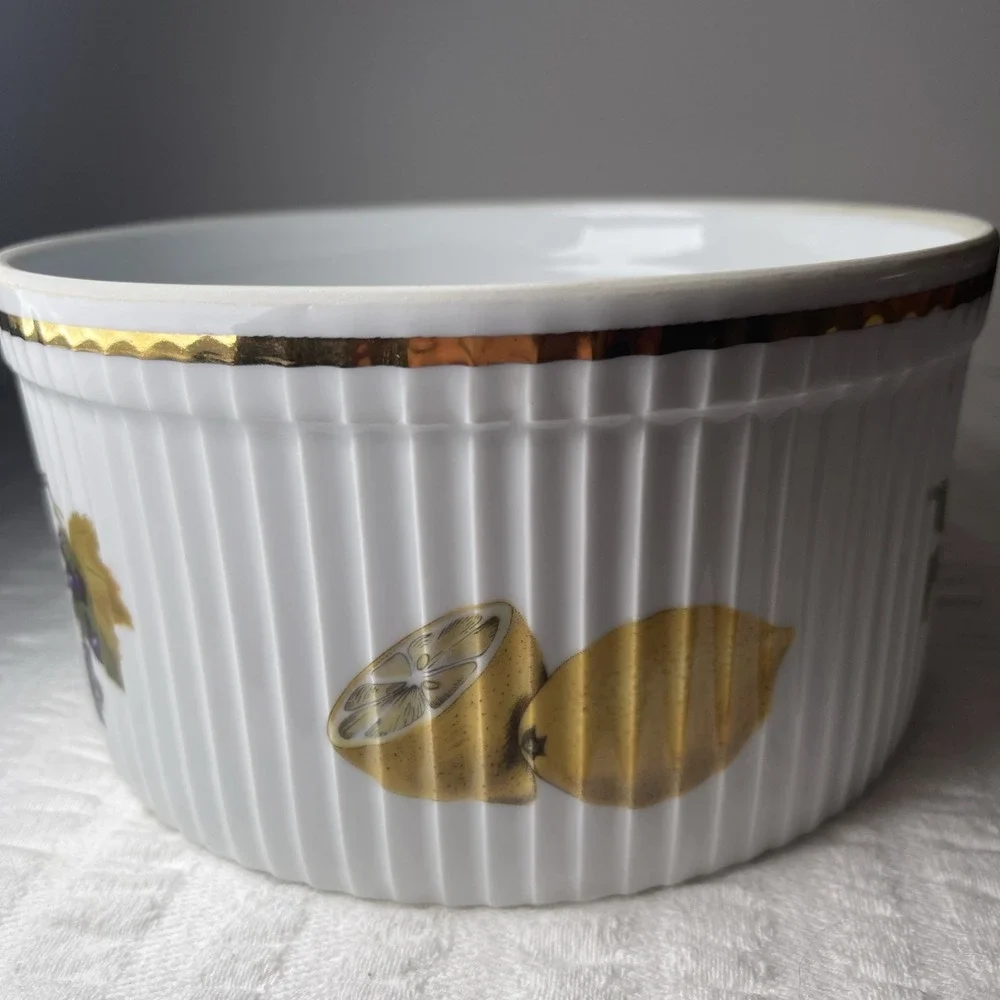 Royal Worcester Fine Porcelain Evesham Gold Soufflé Dish Made In England